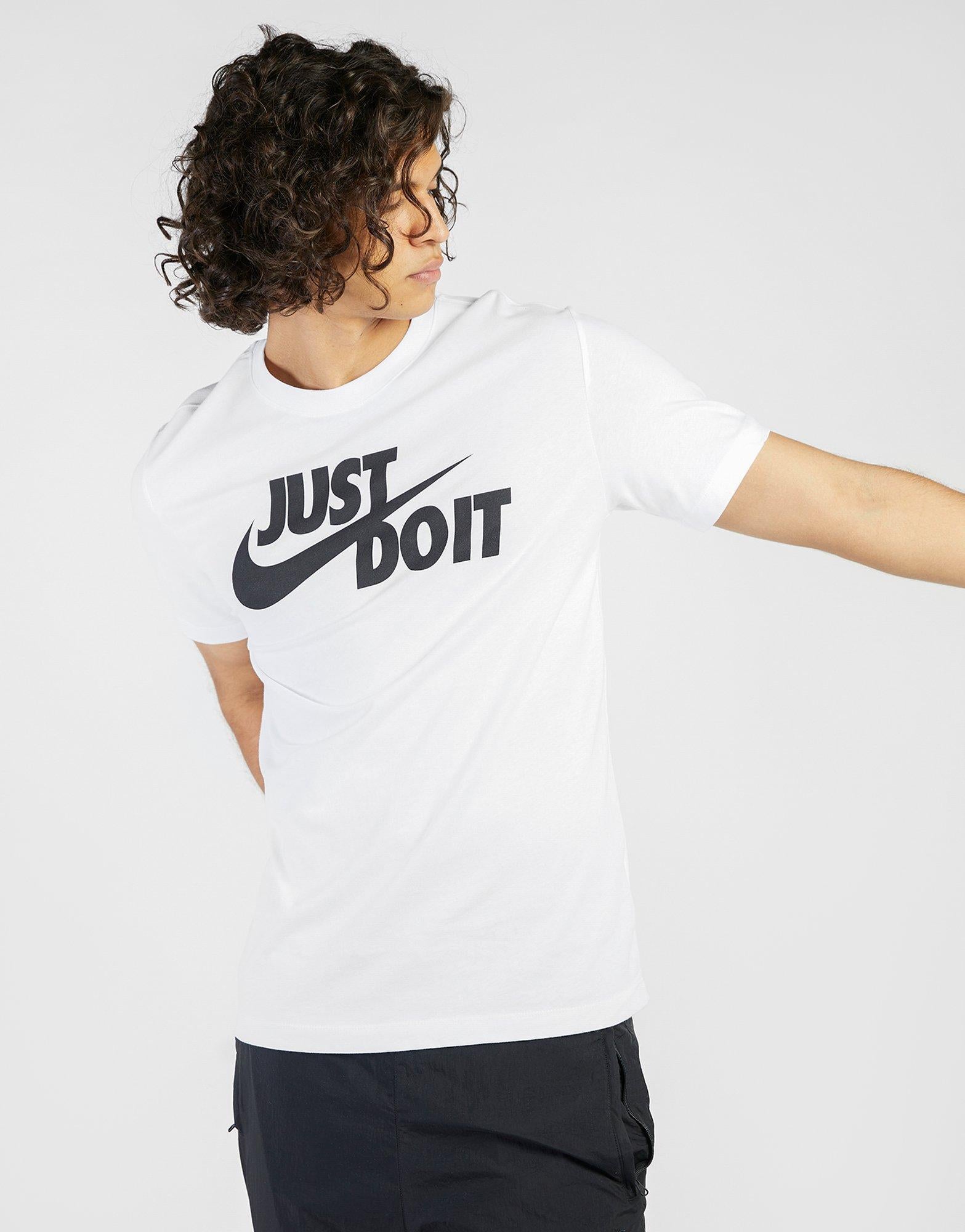 nike t shirt jd