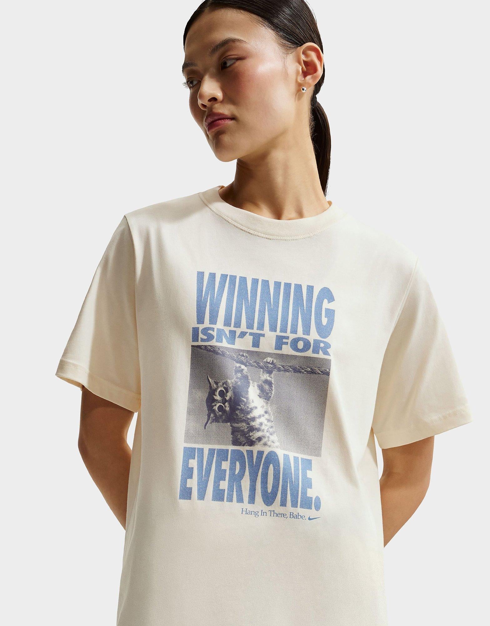 nike sportswear shortsleeve